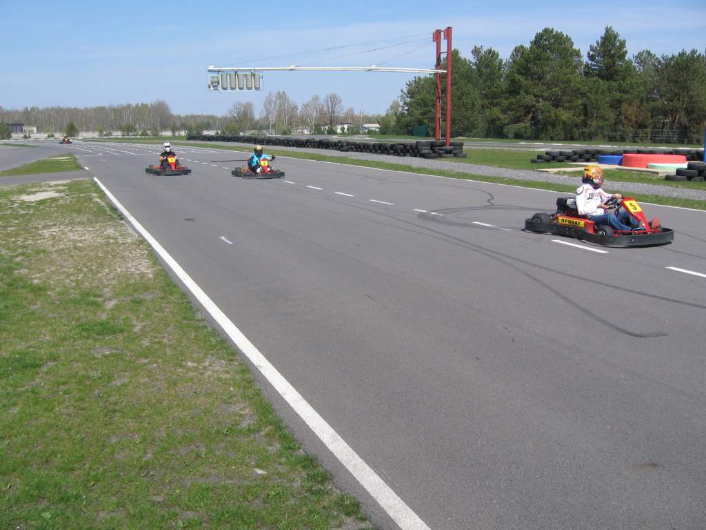  2011. , .