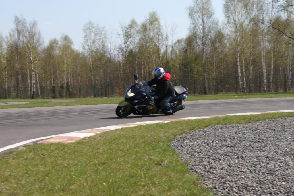  2011. , .
